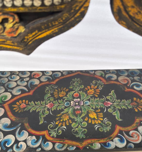 Wooden Hand Carved Console Table for Home
