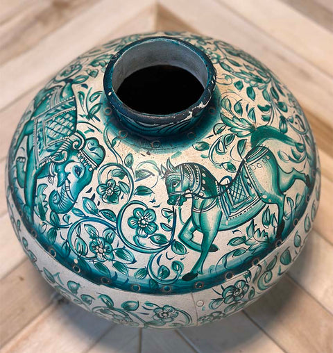 Regal Safari Hand-Etched Iron Pot